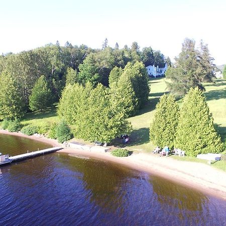 Motel Le Fleuron Сен-Дона-де-Монкальм Экстерьер фото